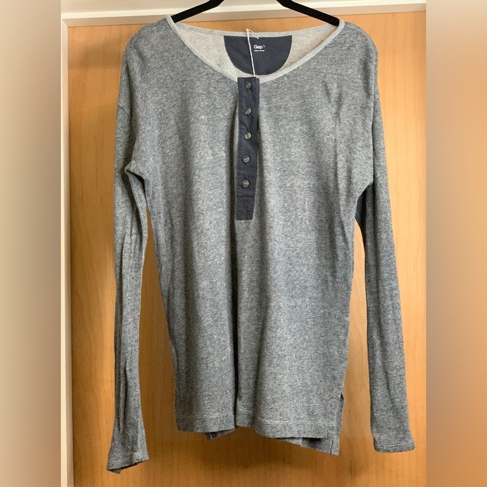 Gap Gray Half Button Long Sleeve Light Knit Cotton Top - size L